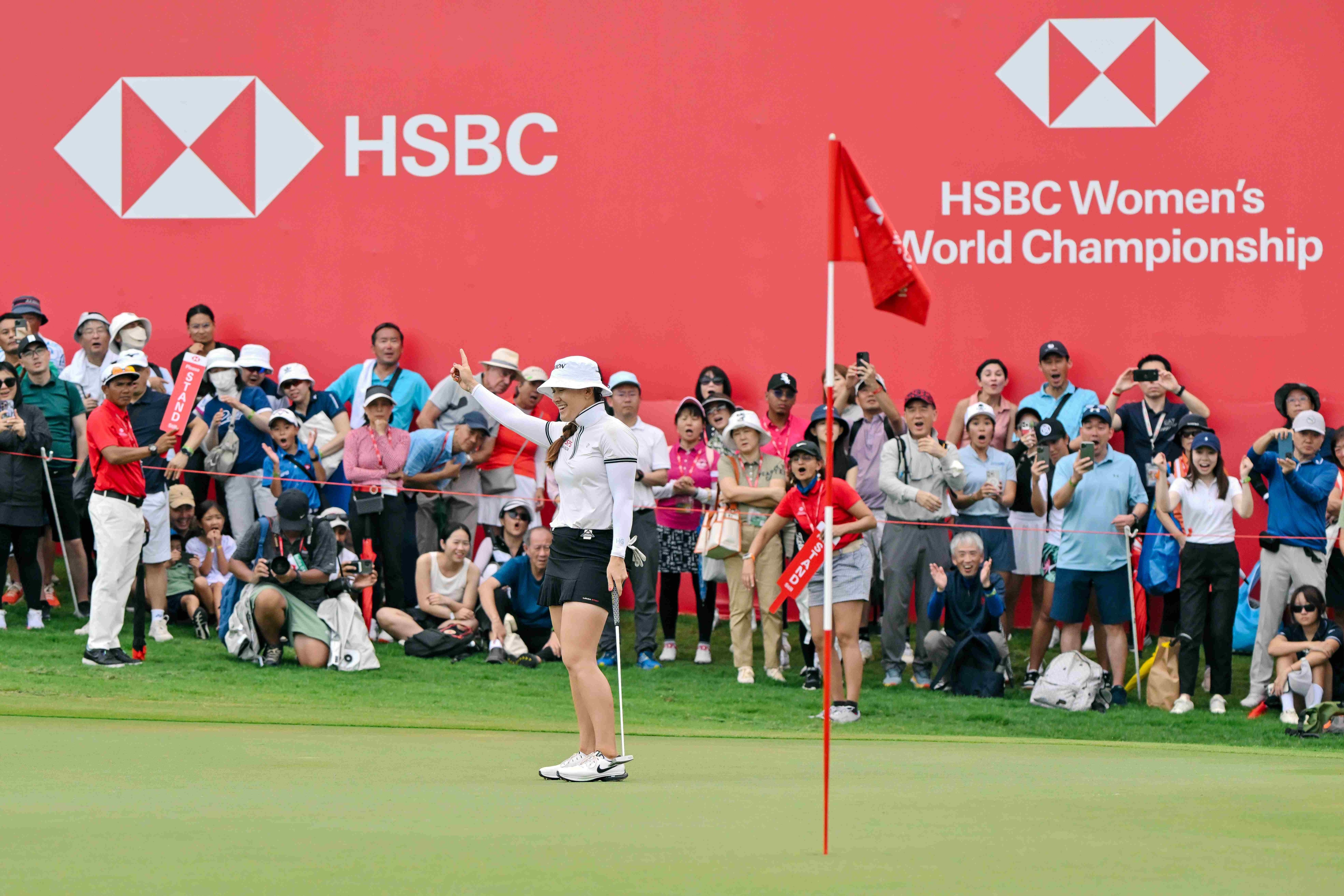 Women's Golf Magazine - Hannah Green Drains Late Birdie to Win the HSBC ...